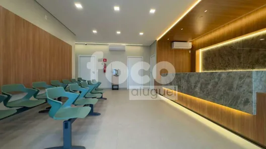 Prédio Comercial para alugar, 491m² no Centro, Uberlândia