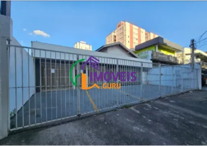 Casa com 5 Quartos à venda, 200m² no Jardim São Dimas, São José dos Campos
