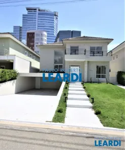 Casa de Condomínio com 4 Quartos para alugar, 470m² no Alphaville Conde II, Barueri