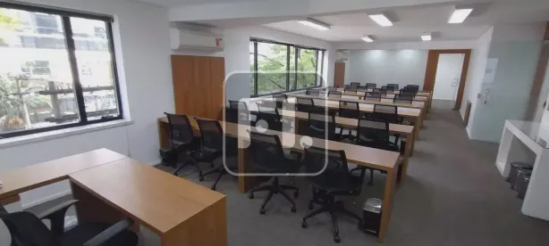 Sala Comercial à venda, 245m² no Cidade Monções, São Paulo