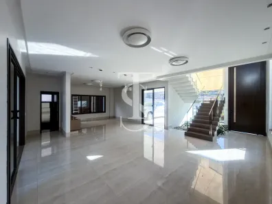 Casa de Condomínio com 4 Quartos para alugar, 395m² no Jardins Verona, Goiânia