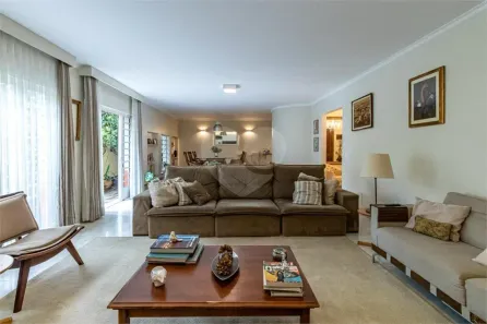 Sobrado com 4 Quartos à venda, 373m² no Caxingui, São Paulo