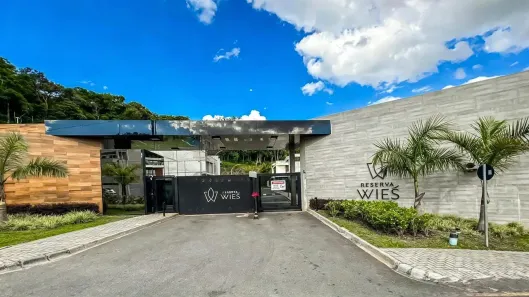 Casa de Condomínio com 4 Quartos à venda, 258m² no Campo Comprido, Curitiba
