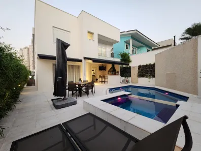 Casa com 3 Quartos à venda, 437m² no Umuarama, Osasco