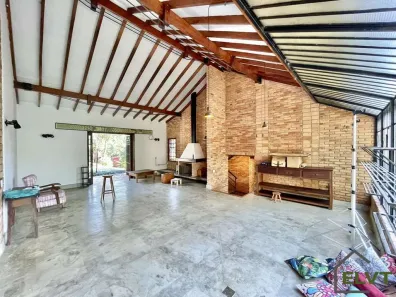 Casa de Condomínio com 3 Quartos à venda, 450m² no Vila Diva, Carapicuíba