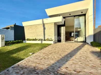 Casa de Condomínio com 4 Quartos à venda, 155m² no Remanso, Xangri-Lá