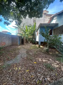 Imóvel Comercial com 3 Quartos para venda ou aluguel, 185m² no Praia Campista, Macaé