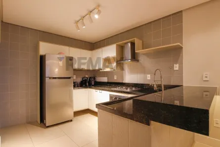 Casa com 2 Quartos para alugar, 130m² no Centro, Feira de Santana