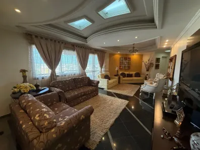 Apartamento com 4 Quartos para alugar, 192m² no Maracanã, Foz do Iguaçu