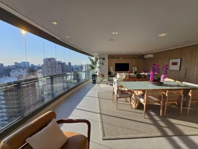 Apartamento com 2 Quartos à venda, 168m² no Vila Nova Conceição, São Paulo