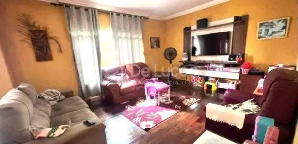 Casa com 3 Quartos à venda, 170m² no Jardim Presidente Wenceslau, Campinas