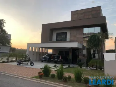 Casa de Condomínio com 3 Quartos à venda, 378m² no Alphaville, Santana de Parnaíba
