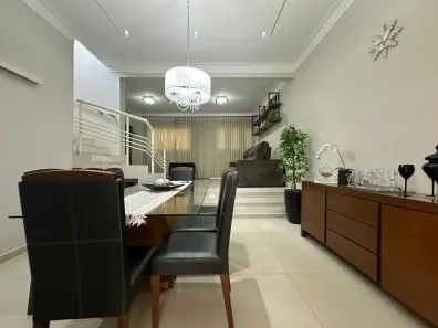 Casa com 3 Quartos à venda, 140m² no Parque Novo Mundo, Americana