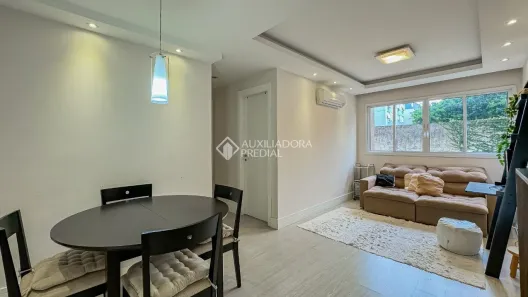 Apartamento com 2 Quartos à venda, 58m² no Passo da Areia, Porto Alegre