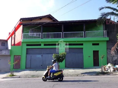 Casa com 3 Quartos à venda, 452m² no Parque Santa Madalena, São Paulo