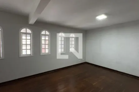 Casa com 3 Quartos à venda, 150m² no Jardim D'Abril, Osasco