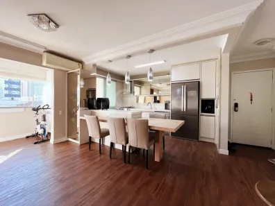 Apartamento com 3 Quartos à venda, 89m² no Centro, Florianópolis
