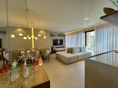 Apartamento com 4 Quartos para alugar, 140m² no Centro, Balneário Camboriú