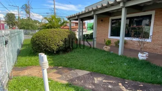 Imóvel Comercial com 3 Quartos para alugar, 385m² no Jardim São Carlos, Sorocaba