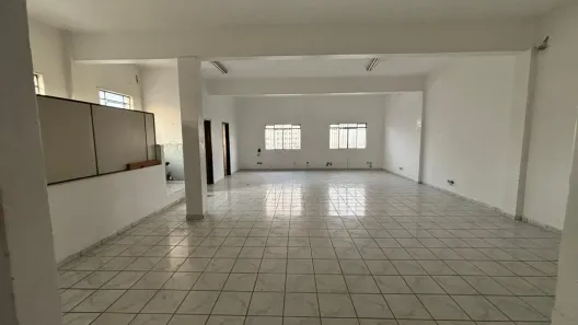 Prédio Comercial à venda, 438m² no Vila Serralheiro, São Paulo