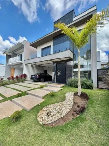 Casa de Condomínio com 3 Quartos à venda, 220m² no Cézar de Souza, Mogi das Cruzes