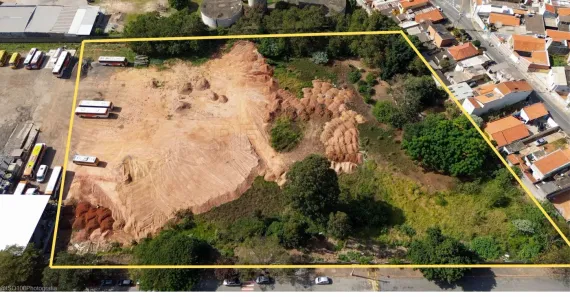 à venda, 3500m² no Vila Santa Terezinha, Várzea Paulista