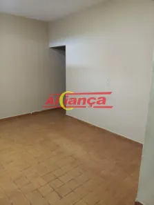 Casa com 3 Quartos para alugar, 150m² no Cidade Brasil, Guarulhos