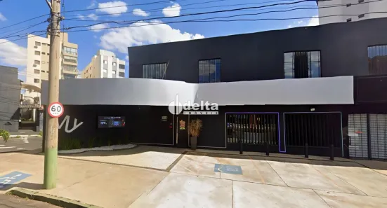 Ponto Comercial para alugar, 200m² no Saraiva, Uberlândia