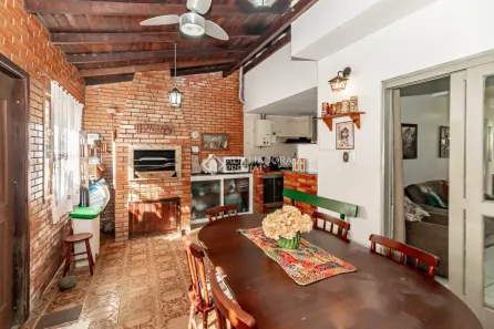 Casa de Condomínio com 3 Quartos à venda, 157m² no Santo Antônio, Porto Alegre