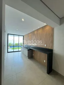 Casa com 3 Quartos à venda, 248m² no Cidade Jardim, Uberlândia