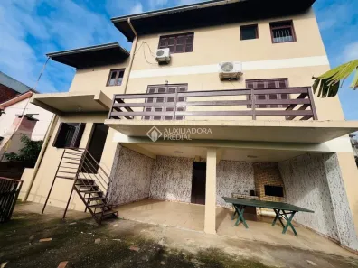 Casa com 4 Quartos para alugar, 200m² no Ouro Branco, Novo Hamburgo
