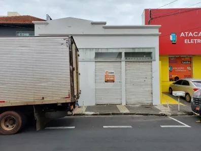 Ponto Comercial para alugar, 320m² no Centro, Uberlândia