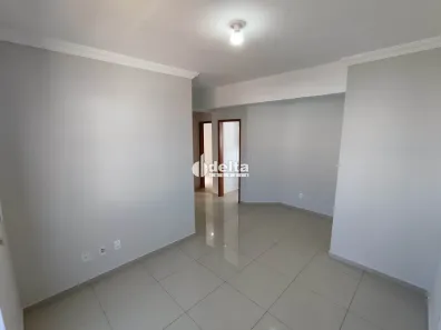 Apartamento com 2 Quartos para alugar, 81m² no Santa Mônica, Uberlândia