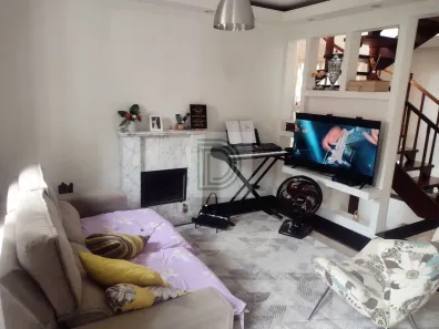 Casa de Condomínio com 3 Quartos à venda, 220m² no Granja Viana, Cotia