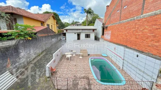 Casa com 3 Quartos à venda, 528m² no Vila Jardim, Porto Alegre