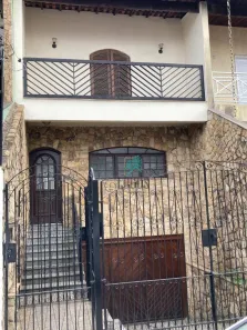 Sobrado com 3 Quartos à venda, 244m² no Vila Camilópolis, Santo André