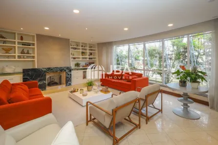 Casa de Condomínio com 4 Quartos à venda, 650m² no Uberaba, Curitiba