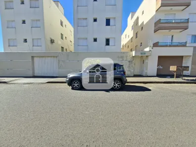 Apartamento com 2 Quartos para alugar, 58m² no Santa Mônica, Uberlândia