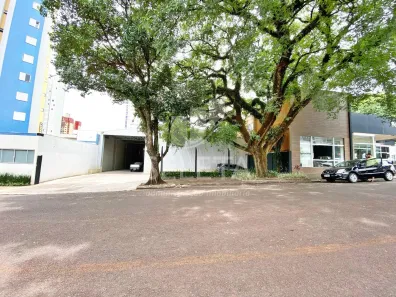 Galpão/Depósito/Armazém para alugar, 700m² no Centro, Cascavel