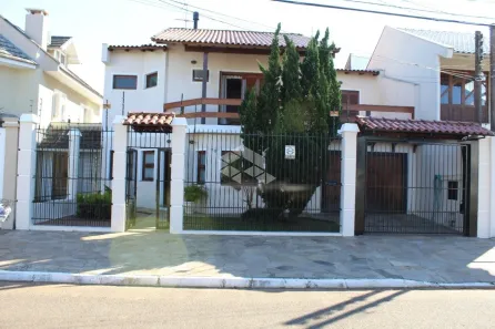 Casa com 4 Quartos à venda, 170m² no Centro, Canoas