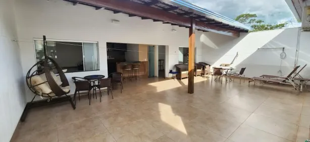 Casa com 4 Quartos à venda, 273m² no Jardim Karaíba, Uberlândia