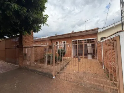 Casa com 2 Quartos à venda, 104m² no Jardim Floridiana (Vila Xavier), Araraquara