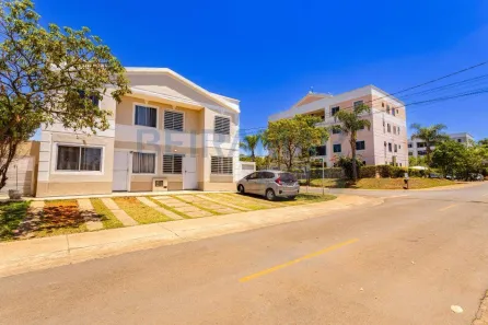 Casa de Condomínio com 3 Quartos à venda, 136m² no Jardins Mangueiral, Brasília