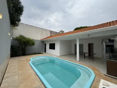 Casa com 2 Quartos para venda ou aluguel, 196m² no Jardim Lucianópolis, Maringá