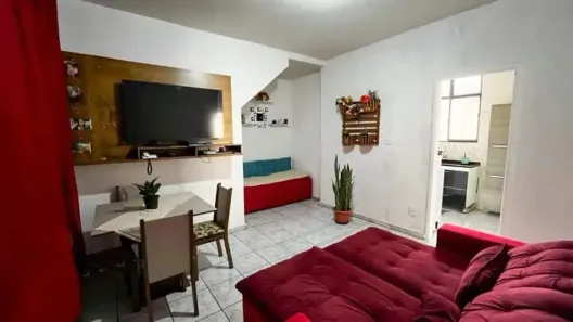 Casa com 2 Quartos à venda, 53m² no Parque Xangri-Lá, Contagem