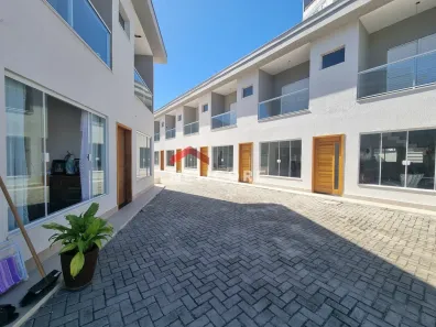 Casa de Condomínio com 2 Quartos à venda, 72m² no Massaguaçu, Caraguatatuba