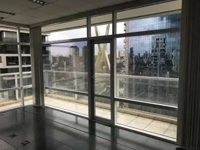 Sala Comercial para venda ou aluguel, 186m² no Cidade Monções, São Paulo