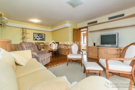 Apartamento com 3 Quartos para alugar, 138m² no Bela Vista, Porto Alegre