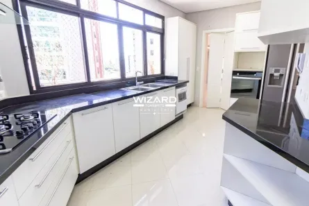 Apartamento com 3 Quartos para alugar, 201m² no Vila Gomes Cardim, São Paulo