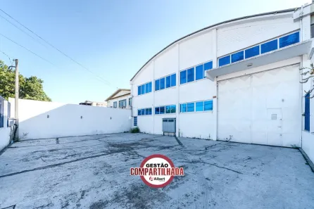 Galpão/Depósito/Armazém à venda, 545m² no Jardim São Pedro, Porto Alegre